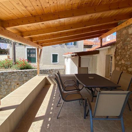 Barbajonn'S Stone House Villa Monemvasía Exterior foto