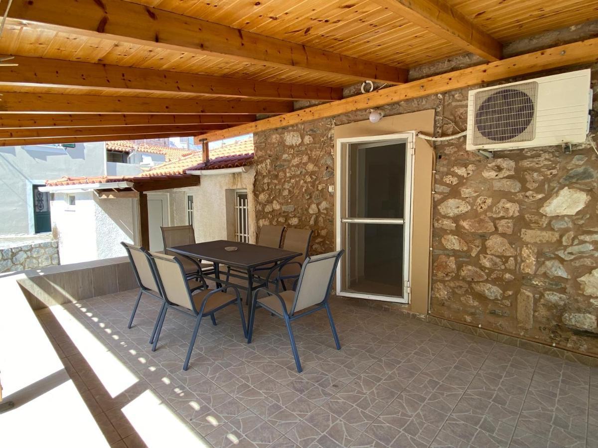 Barbajonn'S Stone House Villa Monemvasía Exterior foto